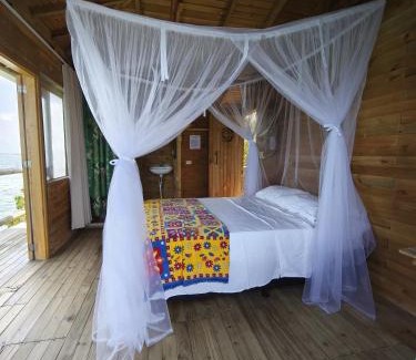 Isla Tintipan House | Casa Acuarimantima