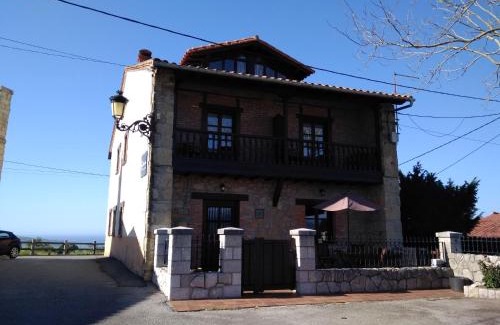 Caviedes House | Casa Albertino
