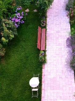 Malaia House | Casa Altfel