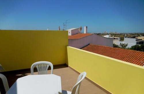 Pera House | Casa Amarela by Umbral