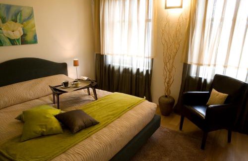 Monta Hotel | Casa Americani