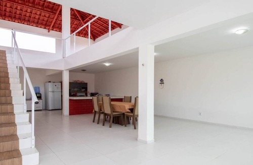 Beberibe House | Casa ampla em Beberibe a 6 minutos da praia