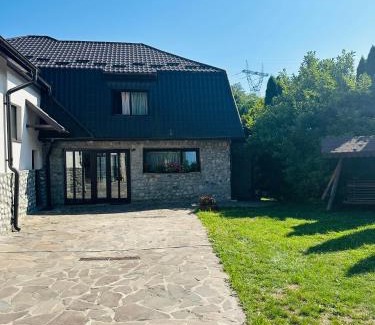 Dragoslavele Villa | Casa Ana