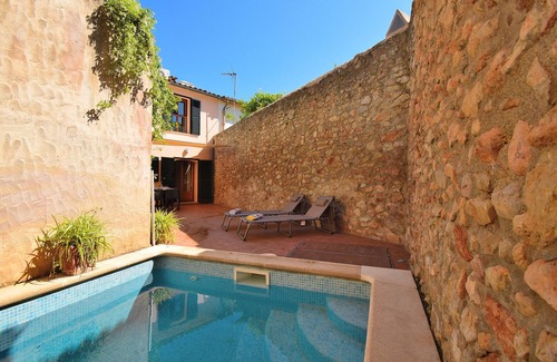 Binissalem Ski Chalet | Casa Anita 257 fantastic townhouse with private pool, terrace and air-conditioning
