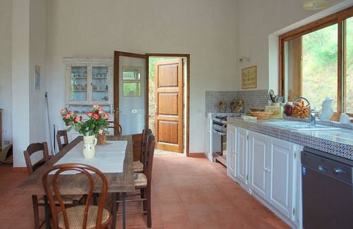 Ricadi House | Casa Antonia, for 4 people, with sea view and access to the beach