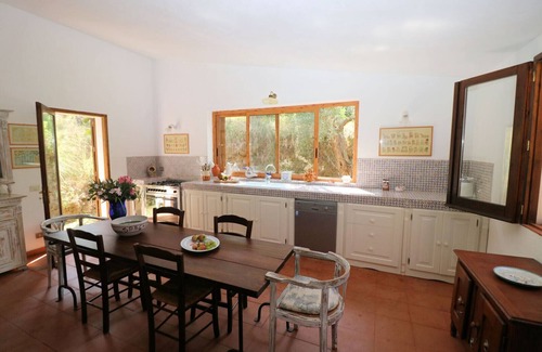Ricadi House | Casa Antonia, for 4 people, with sea view and access to the beach