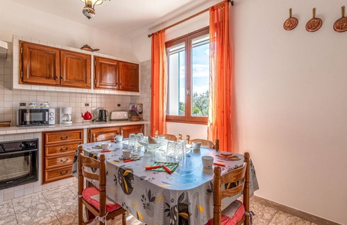 Abbazia Apartment | Casa Antoinette by Interhome