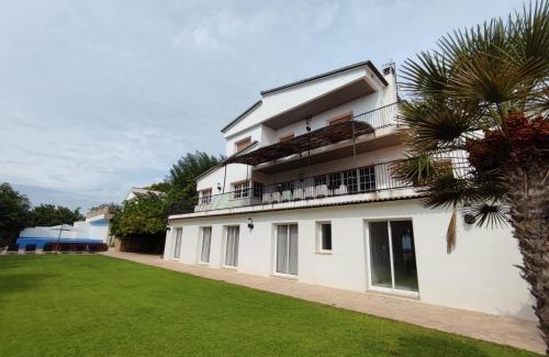 Alcanar House | Casa Anton - Villa ideal familias y grupos grandes, piscina privada