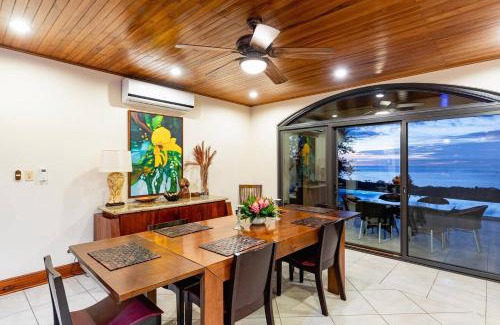 Playa Hermosa House | Casa Antonelli