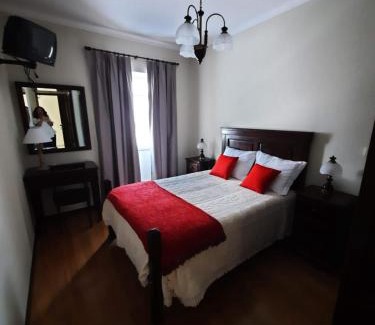 Cantelaes House | Casa Araci