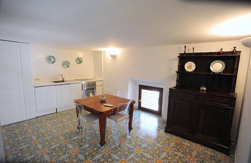 Maiori Apartment | Casa Arpa: A characteristic attic located in the center of Maiori and a few meters from the sea, with Free WI-FI.