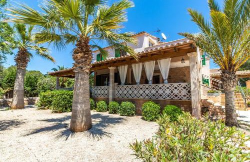 Cala Santany Ski Chalet | Casa Aurora
