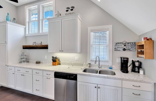 Ottawa House | Casa Azul 2 Bedroom 2 Bath
