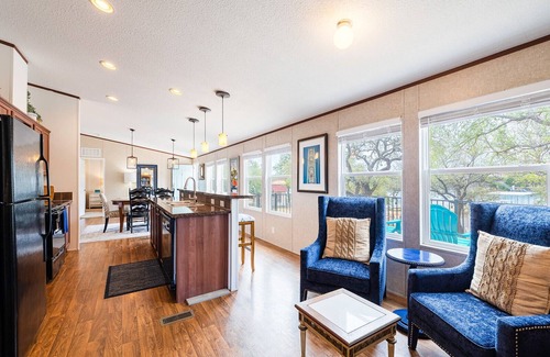 Burnet House | Casa Azul - Tranquil Setting at Lake Buchanan