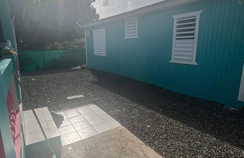 Cabo Rojo Cottage | casa balcon Family