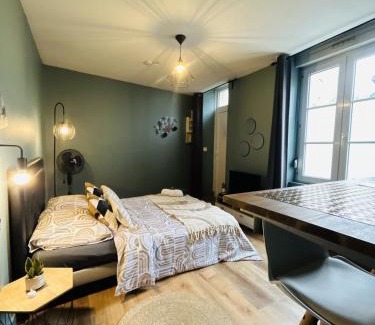 Saint-Jacques - Nazareth Apartment | Casa Balzac - Studio