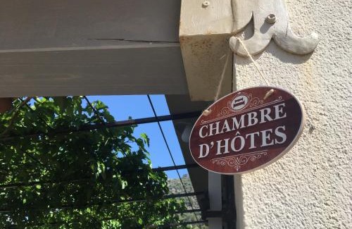 Zilia Bed & Breakfast | Casa Basgiu, chambres avec balcon et table d'hôtes