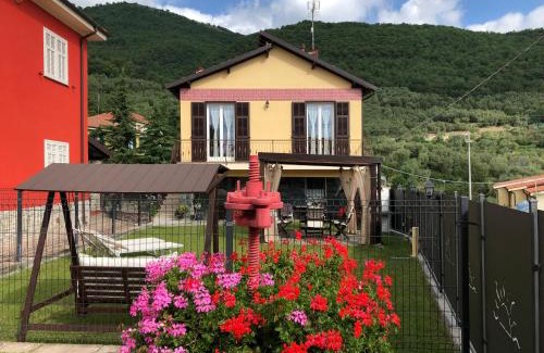 Caravonica House | Casa Bea con Piscina e giardino