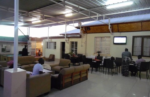 Windhoek West House | casa bem vindo Windhoek (9)
