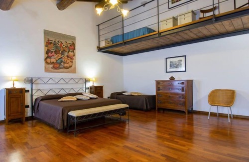 Capraia e Limite House | Casa Bensa by Interhome