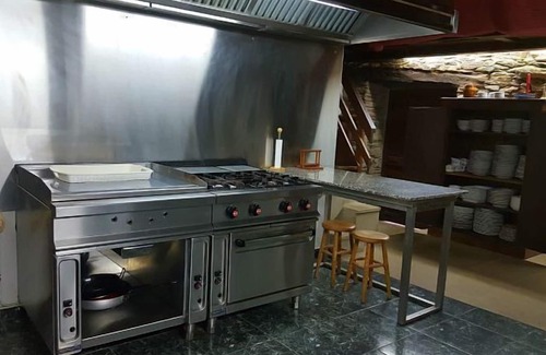 Manon Cottage | Casa Berdeal for 16 people