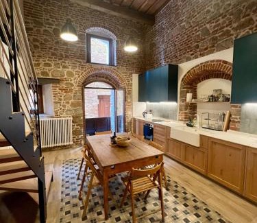 Chiusdino House | Casa Betta - A 700 Year Old Tuscan Gem