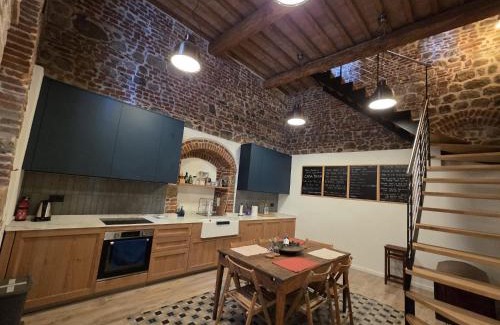 Chiusdino House | Casa Betta - A 700 Year Old Tuscan Gem