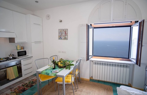 Ravello House | Casa Bianca: delightful apartment in Ravello