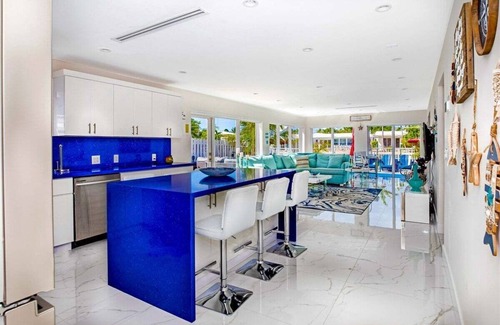 Key Colony Beach House | Casa Blanca at Key Colony Beach ~ Newly renovated
