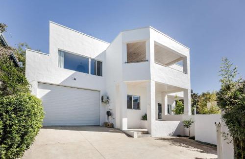 Dunsborough House | Casa Blanca