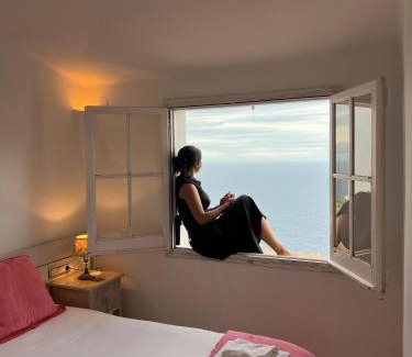 Aiguablava House | Casa blanca de Begur con vistas al mar y piscina
