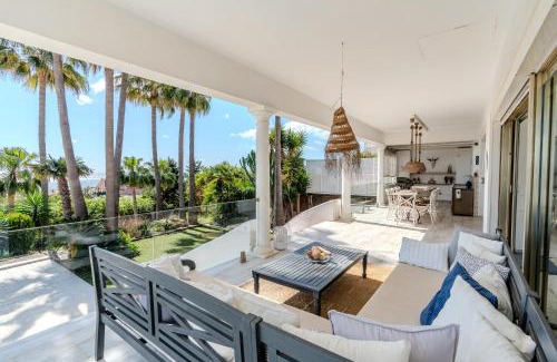 Puerto de la Duquesa Villa | Casa Blanca