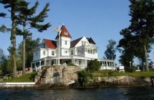 Wellesley Island House | Casa Blanca on Cherry Island Magnificent Estate