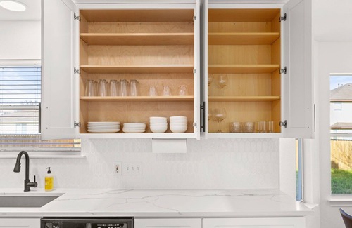 Kyle House | Casa Blanca