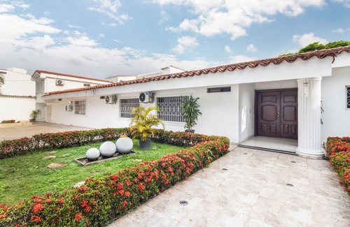 Ciudad Jardin Apartment | Casa Blau - Junior Suite 1