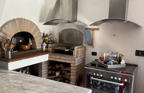 Calice al Cornoviglio House | Casa Boru - a beautiful fully restored spacious house with fantastic views