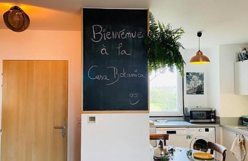 Les Hauts de Saint-Aubin Apartment | Casa Botanica