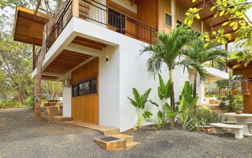 Playa Grande House | Casa Cadejo- Incredible Surf House In Playa Grande