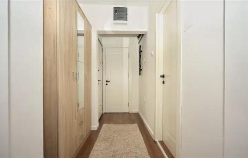 Centar Apartment | Casa Calda apartman