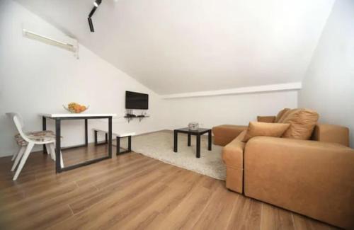 Centar Apartment | Casa Calda apartman