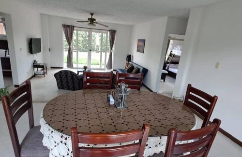 El Eden House | Casa Campestre para relajarse