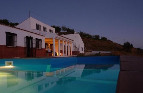 Canillas de Aceituno House | Casa Canillas Bo