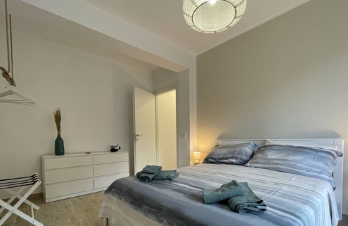 Province of Messina Apartment | Casa Cannoni - Fully furnished new apartment Sea front - Messina