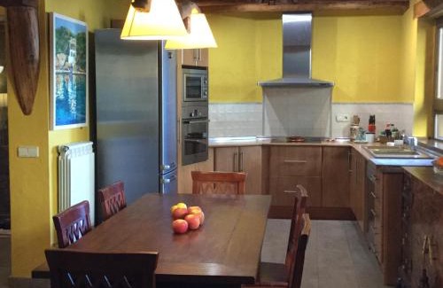 Lascuarre House | Casa Carbonero