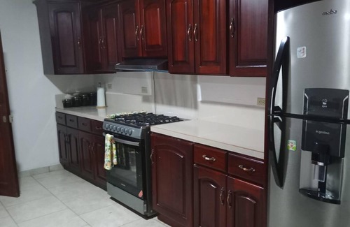 Tela House | Casa Cardona , A charming 2bedroom and 2 bathroom house in TELA!