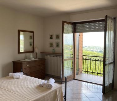 Santo Stefano Belbo Apartment | Casa Carlino