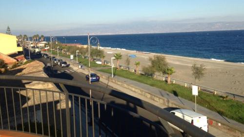 Nizza di Sicilia Apartment | Casa Carmelo