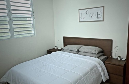 Culebra Pueblo Apartment | Casa Carmen Culebra- Atenas