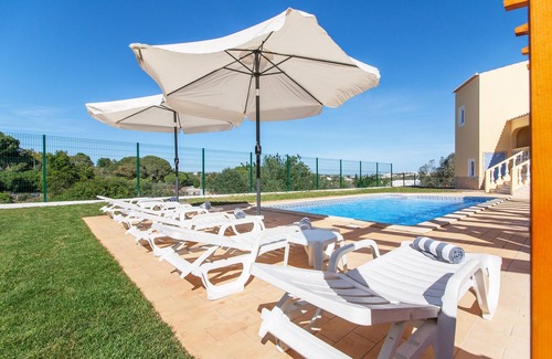 Lagoa e Carvoeiro Villa | Casa Carmo - Villa with private pool, billiards and table tennis.