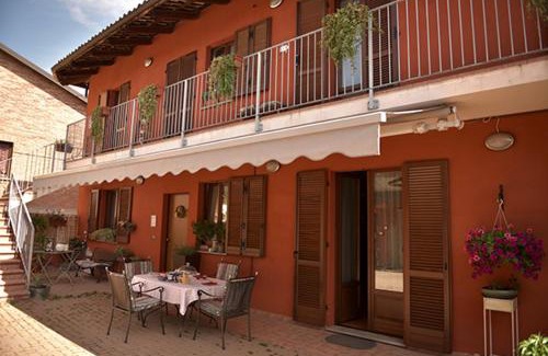 Castellinaldo Bed & Breakfast | Casa Carolina